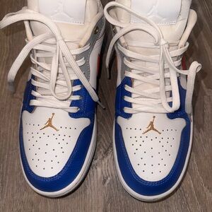 Mens Nike White and Blue Sneakers with Gold Details